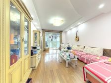 新上架全明户型南临公园精装电梯中区户型正价格美丽