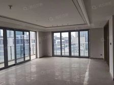 融创宁波府,225平 边套大平层,品质小区,位置中庭安静