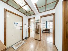 知本时代2室1厅精装修