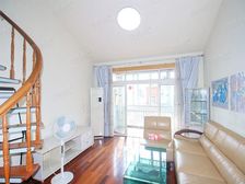 晟业佳苑 顶楼带阁楼,2房的价格买3房