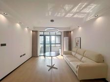 房东出国诚售!价格可议,南北通透,满五V一,出门就是公园商场