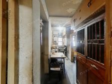 新上南北两房,小区中间位置,看房方便,小区停车方便