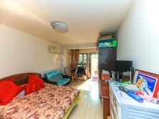 低楼层 送天井 南北通透 进出方便 前后花园