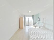 三环边!青秀城!花园洋房有电梯南北三居!一梯两户!客厅带阳台