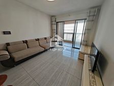 南湖六号 3房2厅145万