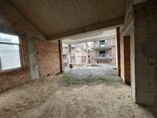 青秀仙葫南向别墅 满五简装五居室 414平仅400万