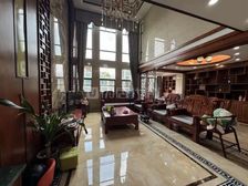 荣和大地 出售顶复 楼中楼 带大露台三层 中式风格 保养好