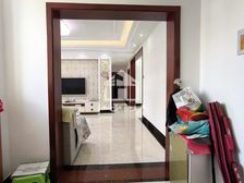 江南华府3房2厅115万