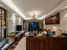 照母山香港置地壹号湖畔。舒适湖景大三房 350万 房源保真!