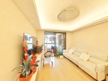 新gua牌大2房,中间楼层,诚意出售,半人车分流,