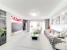 精装拎包入住 一梯一户 业主诚心出售!