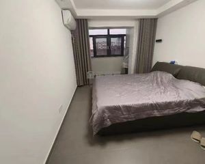 南华园四区 95平2居 南北向精装修 有电梯