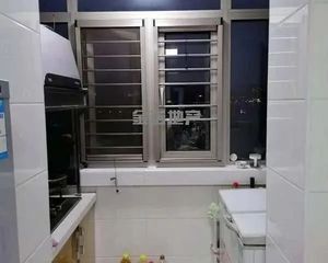 南华大街 精装4层 两居 客厅通阳台 南北通透