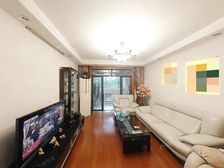 一手买进,一直自住,保养的很好,楼层好,置换诚意出售!!