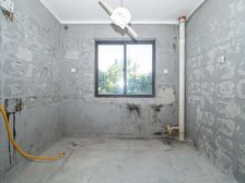 长征家苑3室2厅2卫2阳台南2/27层