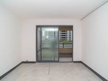 五星星韵城 3室2厅 毛坯出售价格可谈