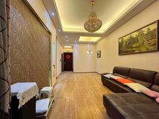 南岸区 雅居乐国际花园 三房 90万