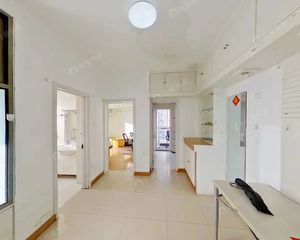 出小区上地铁,正规一居,全明格局,满套商品房,随时看