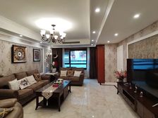 渝北区 万科城哲园 三房 360万