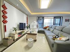 江南区《西派澜岸》 精装4房125平送车位价格美丽