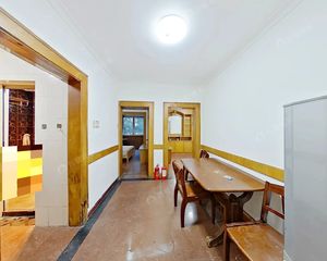 兰园紧邻,莫衙营小区好楼层,实用大两房,边套采光无遮挡