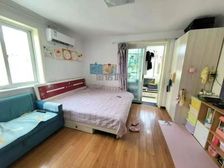 湖光小区中间层两居室,适宜居住,自住装修可拎包入住