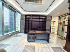 环球都会广场 285方 精装修 带全套家私 条款好谈