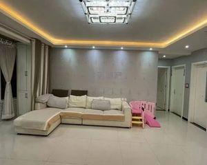 丽湖馨居 南北通透三居 精装中层