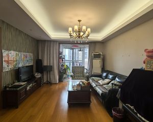 格兰郡庭3室2厅2卫南朝向258.0万元/套出售