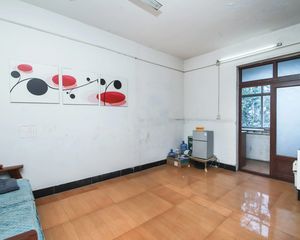 南北通透春都路19号院2室1厅