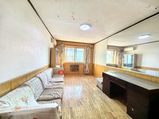 南北通透沿湖南区3室2厅