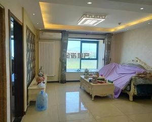 华欣湾 精装大两居 东北向 8 层视野佳
