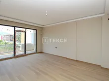 亚洛瓦(Yalova),带泳池的安全公寓待售