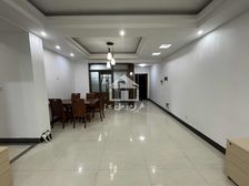 莱茵湖畔 3房2厅110万