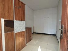 东城 隆福寺附近 院内平房一间 全院只有三户 非常安静