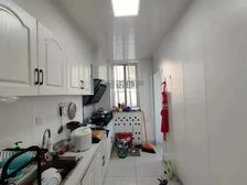 南华园四区 1层 客厅通阳台 精装三居 南北通透