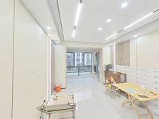 中介费0.3,虎丘塔旁 6层电洋房 装修好楼层佳 位置好