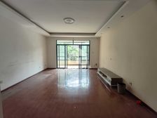 那洪大道 带露台 南宁奥园121平3居 南向 中层 着急出售