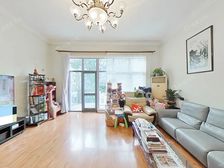 三期中间位置不吵闹,北进门带送南花园,楼King!