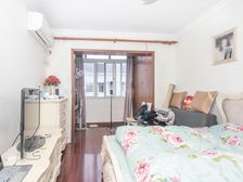 新上+镇坪路DT口+朝南一室一厅精装修+一梯三户