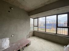 五象湖 十四中 四小 三房(业主急卖)总价90万带车位