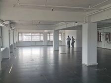 西二环金融街商圈阜成门甲级写字楼 580平中层办公空间