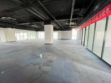 现场拍摄视频亦庄整层733平米地铁口150米可实地註册随时看