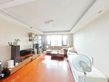 小区C卫,高区景观房,带车位,3房2卫户型