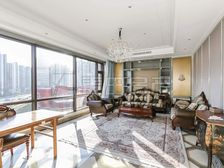 远洋万和公馆 业主急售 单价5+可以出售 看房方便 带车位