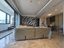 渝中区重庆天地 万科翡翠方舟 三房急售 价格可谈