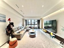 江北观音桥,花园洋房,豪装大三居。近地铁