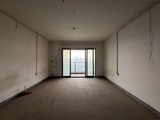 江北区 龙湖春森彼岸一二期 四房 260