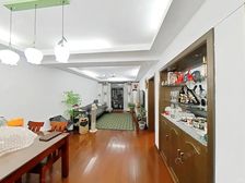 新出、双南两房带双花园、位置安静,新普陀+梅陇,看房方便