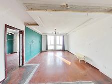 安静不靠路 电梯高楼层 飞机三房带车位